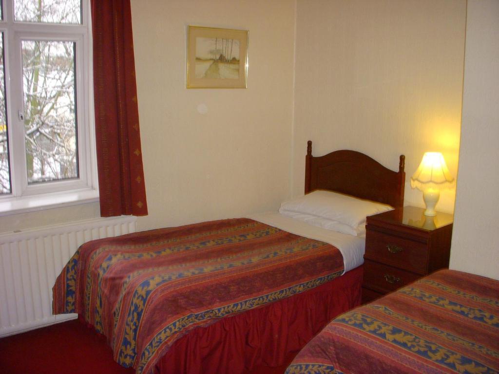 Beaucliffe Hotel Manchester Room photo